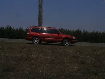2000 Subaru Forester Photos