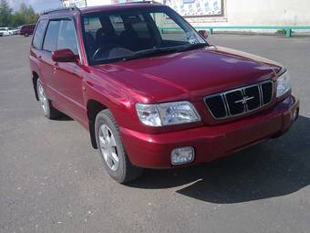 2000 Subaru Forester Photos