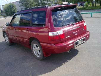 2000 Subaru Forester Photos
