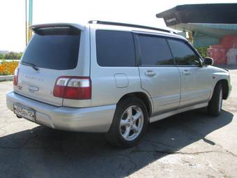 2000 Subaru Forester Photos