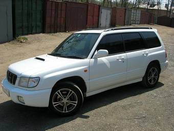 2000 Subaru Forester Photos