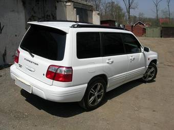 2000 Subaru Forester Photos