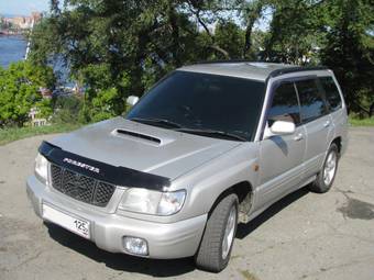 2000 Subaru Forester Pictures