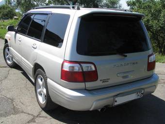 2000 Subaru Forester Pictures