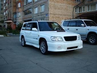 2001 Subaru Forester Pics