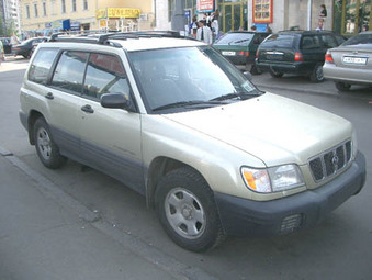 2002 Subaru Forester Pictures