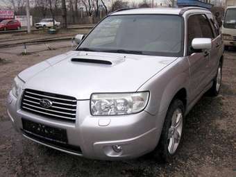 2003 Subaru Forester Images