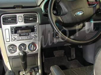 2003 Subaru Forester Photos