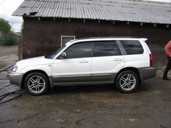 2003 Subaru Forester Pictures