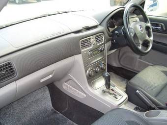 2003 Subaru Forester Photos