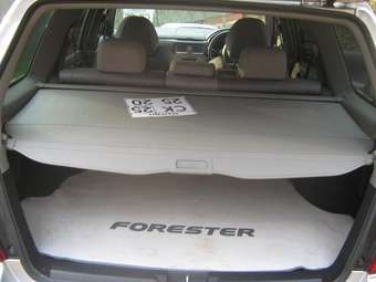 2004 Forester