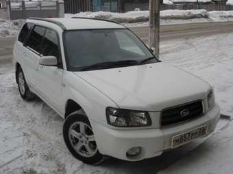 2004 Subaru Forester Photos