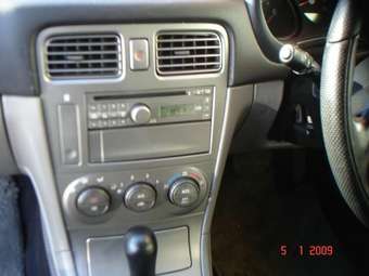 2004 Subaru Forester Pictures