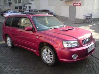 2004 Subaru Forester Images