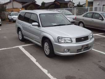 2004 Subaru Forester Photos