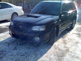 2004 Subaru Forester Images