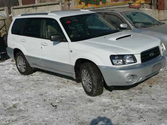 2004 Subaru Forester Photos