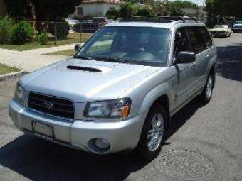 2004 Subaru Forester Photos