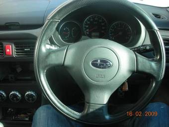 2004 Subaru Forester Pics