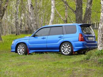 2004 Subaru Forester Pictures