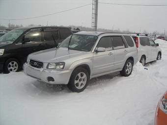 2004 Subaru Forester Photos