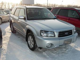 2004 Subaru Forester Photos