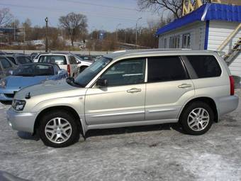 2004 Subaru Forester Pictures