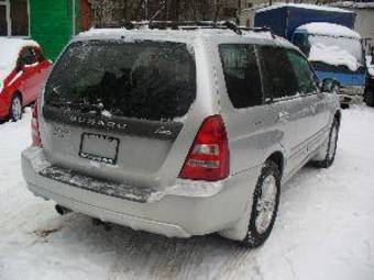 2004 Subaru Forester Photos