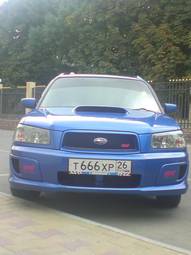 2004 Subaru Forester Images