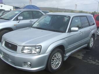 2004 Subaru Forester Images