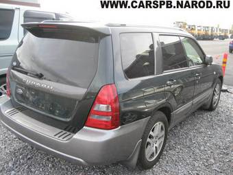 2004 Subaru Forester Photos