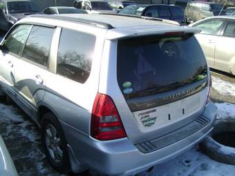 2004 Subaru Forester Photos