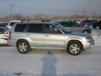 2004 Subaru Forester Photos