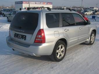 2004 Subaru Forester Photos