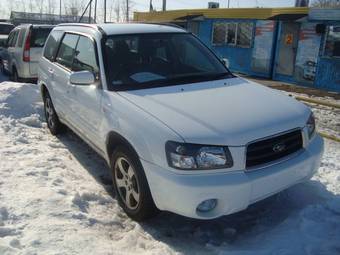 2004 Subaru Forester Images