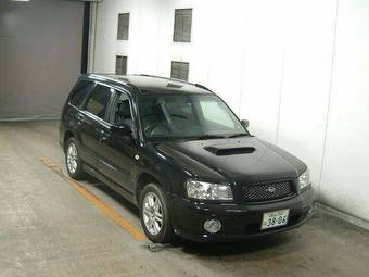 2004 Subaru Forester Photos