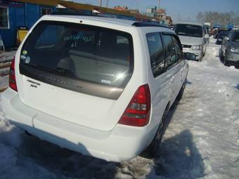 2004 Subaru Forester Photos