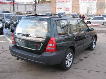 2004 Subaru Forester Pictures