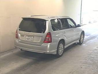 2004 Subaru Forester Photos