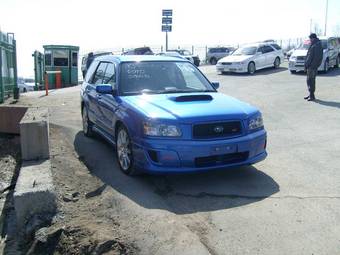 2004 Subaru Forester Photos