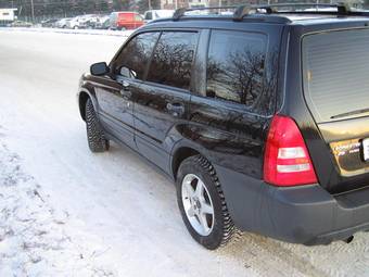 2004 Subaru Forester Pics