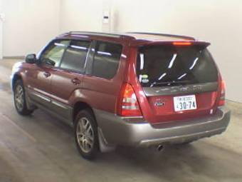 2004 Subaru Forester Photos