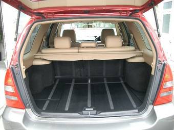 2004 Subaru Forester Pictures