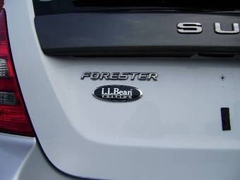 2004 Subaru Forester Pictures