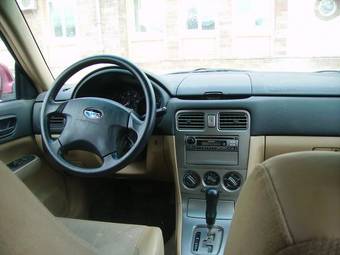 2004 Subaru Forester Pictures