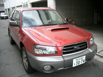 2004 Subaru Forester Pictures