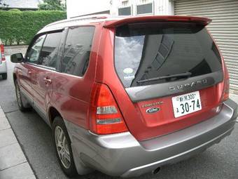 2004 Subaru Forester Photos