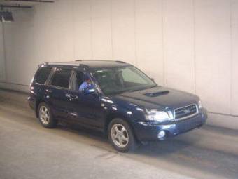 2004 Subaru Forester Photos