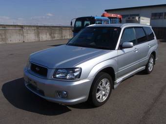 2004 Subaru Forester Photos