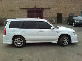 2004 Subaru Forester Photos